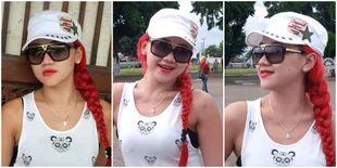 Yenny 3 Kucing Menghilang Karena Foto Bugil Mirip Dirinya?