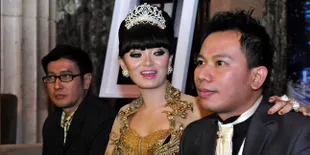 Zaskia Shinta Menduga Vicky dan Istrinya Sekongkol