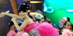 Zaskia Shinta Putuskan Tunangannya Lewat Telepon