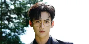 Zhou Ke Yu Ternyata Punya Kakak yang Main di Drama Pendek China, Wajahnya Mirip dan Sama Gantengnya