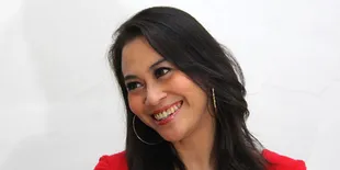 Zoya Amirin: Popularitas, Penyebab Bian D Bagindas Pisah