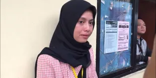 Zul Zivilia Divonis Seumur Hidup Penjara, Sang Istri Tak Kuasa Menahan Tangis