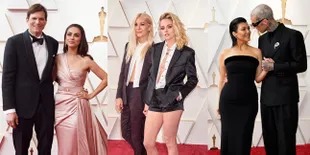 10 Pasangan Artis Paling yang Paling Serasi dan Stylish di Oscar 2022, Ashton Kutcher - Mila Kunis Manis Banget!