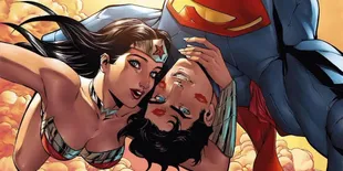 10 Pasangan di Cerita Komik Paling Kontroversial dan Dibenci Fans, Nomor 1 Paling Aneh!