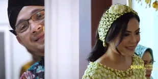 10 Potret Acara Siraman Danny Rukmana Cucu Soeharto Dengan Raiyah Chitra, Penuh Kebahagiaan!