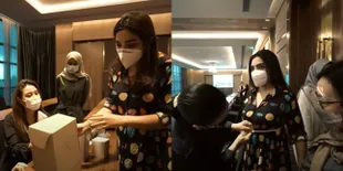 10 Potret Ashanty dan Aurel Hermansyah Sibuk Urus Persiapan Siraman, Krisdayanti Dipastikan Tak Bakal Hadir