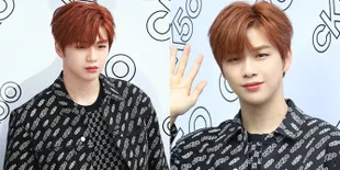 10 Potret Kang Daniel Semakin Ganteng Dengan Rambut Baru Warna Orange