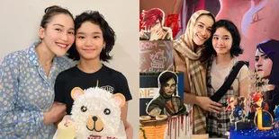 10 Potret Kejutan Ulang Tahun Bilqis ke-11, Ayu Ting Ting Ajak Jalan Kaki -  Bertema Anime Favorit