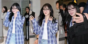 10 Potret Kim Ji Won di Bandara Sepulang dari Taipei, Manis Berkacamata - Tetap Tersenyum Meski Penerbangan Delay 2 Jam