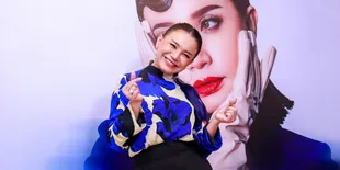 10 Potret Launching Album Rossa Bertajuk 'ANOTHER JOURNEY: THE BEGINNING', Ada Lagu Buat Sang Mantan?