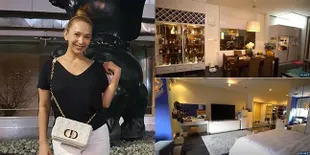 11 Potret Detail Rumah Mewah Kiki Fatmala, Sengaja Dibuat Tanpa Sekat dan Banyak Kaca - Kerjakan Desain Interior Sendiri 