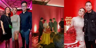 11 Potret Pesta Ulang Tahun Yuni Shara ke-50, Cantik Paripurna Pakai Gaun Belahan Tinggi - Meriah Serasa Perayaan Sweet Seventeen