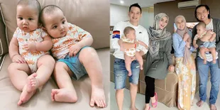 6 Potret Baby Athar Playdate Bareng Baby Shaquille, Gemesin Banget Pakai Baju Kembaran