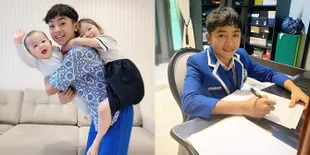 6 Potret Betrand Peto Saat Ujian Sekolah dari Rumah, Tetap Pakai Seragam