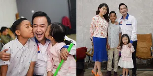7 Foto Kedekatan Ruben Onsu dan Betrand Peto, 'Anak' Lelaki yang Ramaikan Keluarga