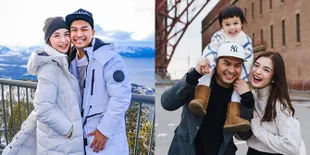 7 Foto Liburan Chelsea Olivia dan Glenn Alinskie, Ada Pose yang Bikin Deg-Degan