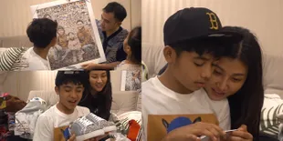 7 Momen Betrand Peto Buka Kado Sunat, Dapat Aneka Kaos Sampai Sepatu Harga Belasan Juta