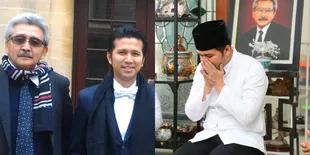 7 Momen Kenangan Emil Dardak Bersama Mendiang Ayah, Dampingi Wisuda di Oxford