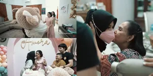 7 Potret Aurel Hermansyah Rayakan Ultah Amora yang Penuh Haru, Momen Cium Nenek Bikin Baper - Beri Kado Boneka Raksasa