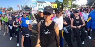 7 Potret Ayu Ting Ting Ikut Jalan Sehat di Ulang Tahun Depok, Santai dan Ramah Berbaur dengan Warga