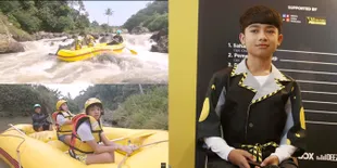 7 Potret Betrand Peto Asyik Arung Jeram, Sempat Pijat Kaki Ruben Onsu di Tengah Sungai