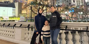 7 Potret Citra Kirana Umrah Bareng Suami, Jalani Ramadan di Tanah Suci