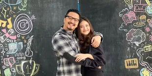 7 Potret Dapur Ferry Maryadi, Jadi Tempat Ngabuburit Harleyava Princy Bikin Cookies