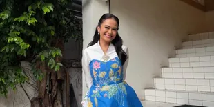 7 Potret Ersa Mayori Hadiri Wisuda SMA Anak Kedua, Bangga Sekaligus Terharu