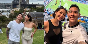 7 Potret Ganindra Bimo dan Andrea Dian Liburan ke Australia, Sempat Beri Dukungan pada Timnas Indonesia - Mesra Berdua di Pantai