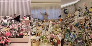 7 Potret Kado Ulang Tahun Lee Min Ho yang Makin Banyak Dari Tahun ke Tahun, Netizen: Kira-Kira Bukanya Dari Mana Dulu Ya?