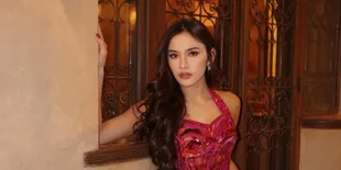 7 Potret Mahalini Tampil Elegan dengan Berbagai Dress, Cocok Jadi Inspirasi Outfit Pesta