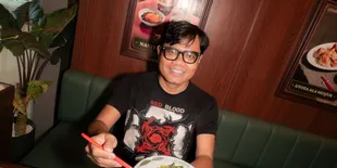 7 Potret Soleh Solihun Liburan ke Panorama Hejo, Asyik Bermain di Sungai bareng Keluarga