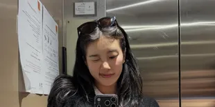 7 Potret Suzy Hangout di Paris, Pamerkan Outfit Kasual Elegan Lewat Mirror Selfie