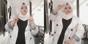 7 Potret Terbaru Kekeyi Tampil Dengan Dandanan Serba Putih, yang Disebut Makin Cantik dan Modis