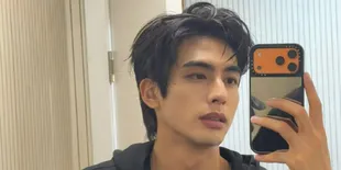 7 Potret Terbaru Song Weilong di Weibo, Bagikan Aktivitas Sehari-Hari yang Dijalani