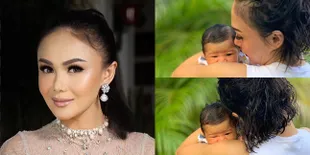 7 Potret Yuni Shara Momong Keponakan, Netizen: Masih Cocok Punya Baby, Mom!