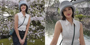 8 Foto Anya Geraldine Liburan ke Tokyo, Cantik Nikmati Pemandangan Sakura yang Lagi Mekar