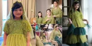 8 Foto Detail Penampilan Cantik Arsy di Acara Pengajian Aurel Hermansyah, Bak Boneka India