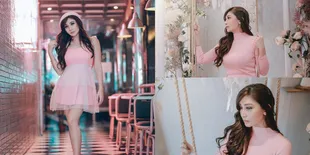 8 Foto Hot Mom Baby Margaretha, Pamer Body Goals Pasca Melahirkan