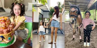 8 Foto Raqeema Ruby Anak Nabila Syakieb, Punya Senyum yang Manis - Nggak Kalah Cantik dari Mamanya