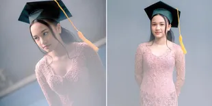 8 Foto Samarra Putri Masayu Anastasia dan Lembu Wisuda SMP, Cantik Pakai Kebaya Warna Pink