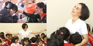 8 Momen Yuni Shara Bersama Anak-Anak di PAUD Miliknya, Sosok Wanita Penyayang & Sabar