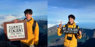 8 Potret Abun Sungkar Naik Gunung Rinjani, Bangga Meskipun Sempat Kesulitan Capai Puncak