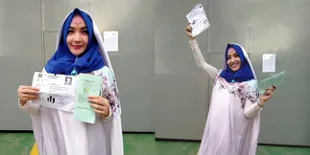 8 Potret Bahagia Roro Fitria Akhirnya Bebas Berkat Corona, Bisa Berkumpul Dengan Keluarga Saat Ramadhan Tiba