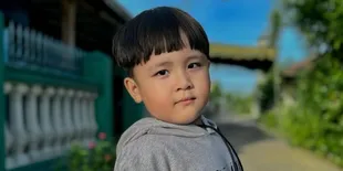 8 Potret Bocah Cilik, William Lomban - Pernah Sepanggung Dengan Guyon Waton