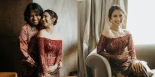 8 Potret Cantik Clairine Clay di Momen Lamaran, Anggun Kenakan Kebaya Merah - Serasi dengan Joshua Suherman