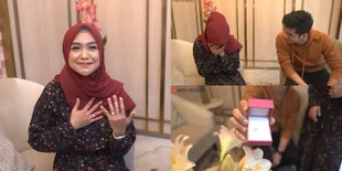 8 Potret Detail Cincin Lamaran Ria Ricis dan Teuku Ryan, Mewah Bertabur Berlian - Penuh Makna Berbentuk Hati
