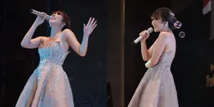8 Potret Gisella Anastasia Saat di Medan Tahun 2017 Silam, Tampil Cantik di Acara Gathering - Netizen Salah Fokus ke Cat Kuku