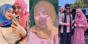 8 Potret Happy Asmara Saat Berhijab, Cantik Manglingi - Pancarkan Pesona Teduh