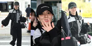 8 Potret Jisoo BLACKPINK Tampil Menawan Saat Berangkat ke Paris, Ceria Sapa Penggemar di Bandara